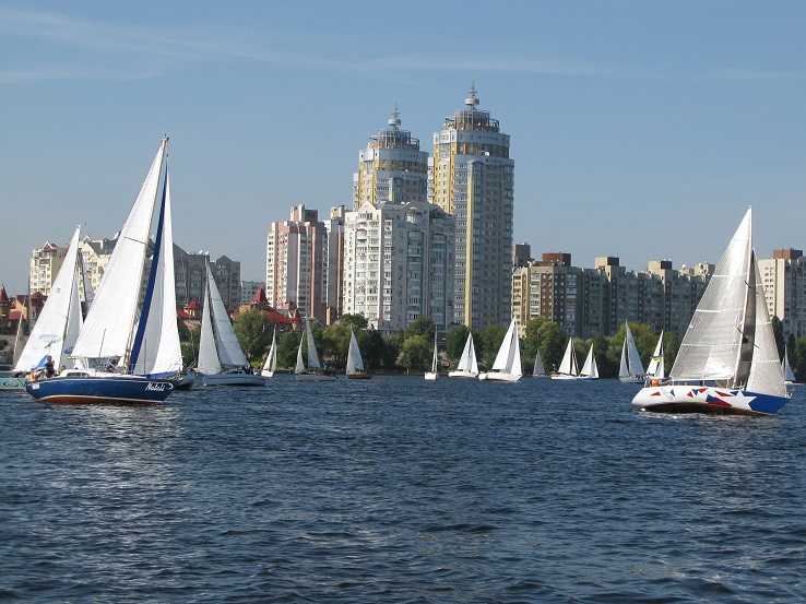 Оболонь, вид с Днепра