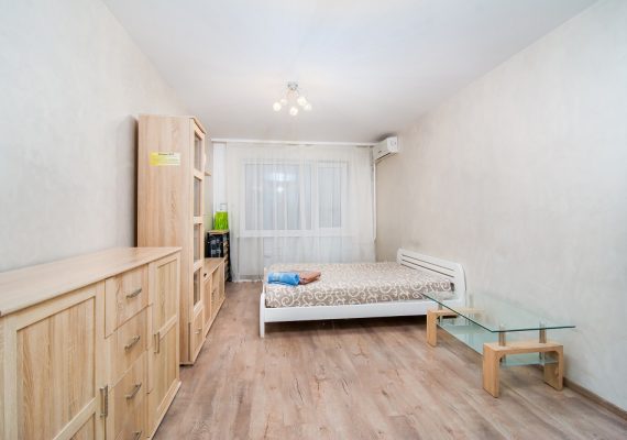 1-к.квартира подобово у Києві, вул. Архипенка 8Б