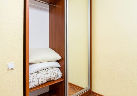 4-к.квартира подобово у Києві, вул. Левка Лук`яненко 13-а (Маршала Тимошенко)