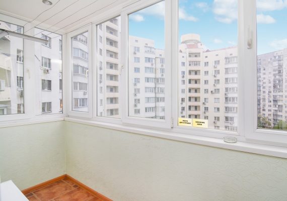 4-к.квартира подобово у Києві, вул. Левка Лук`яненко 13-а (Маршала Тимошенко)