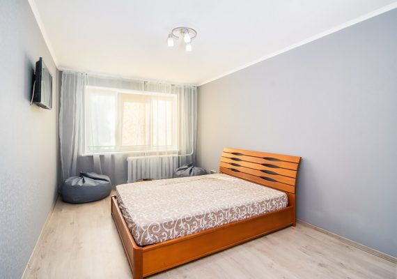 2-к. квартира на добу в Києві. вул. Зої Гайдай 9а 2-к. квартира на добу в Києві. вул. Зої Гайдай 9а