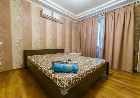 1-к. квартира на добу у Києві. проспект Оболонський 37