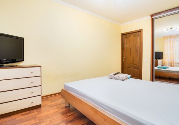 4-к.квартира подобово у Києві, вул. Левка Лук`яненко 13-а (Маршала Тимошенко)