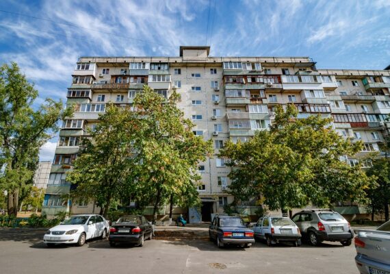 1-к кімнатна на Оболоні по вул. Героїв Полку Азов 32б (Малиновського)