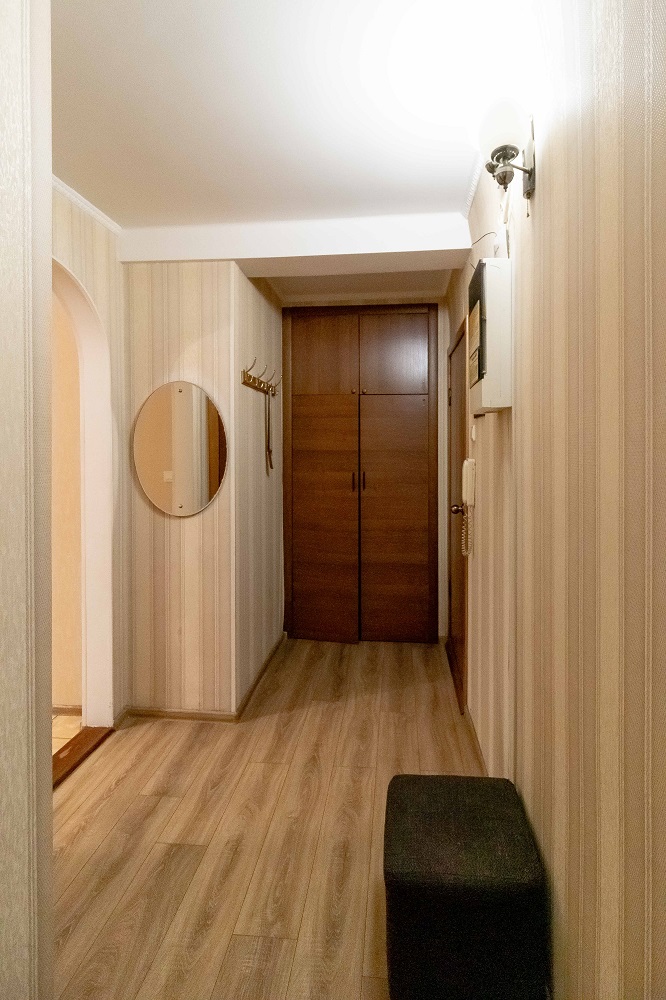 1-к.квартира подобово в Києві, пр-т Володимира Івасюка 19а (Героів Сталінграду)