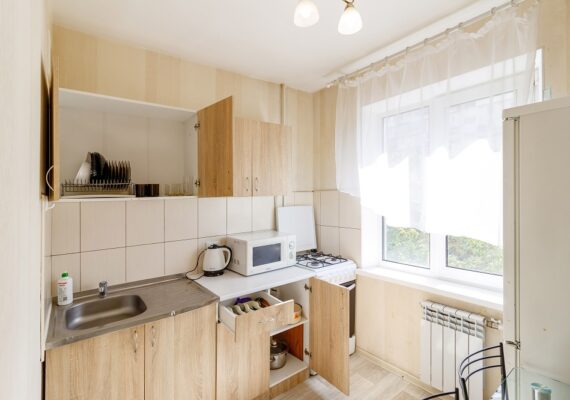 2-к. квартира на добу в Києві. пр-т Володимира Івасюка 17 (Героів Сталінграду)