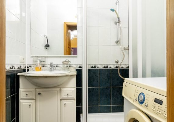 2-к. квартира на добу у Києві. вул. Левка Лук`яненко 3-в (Маршала Тимошенко) 2-к. квартира на добу у Києві. вул. Левка Лук`яненко 3-в (Маршала Тимошенко)