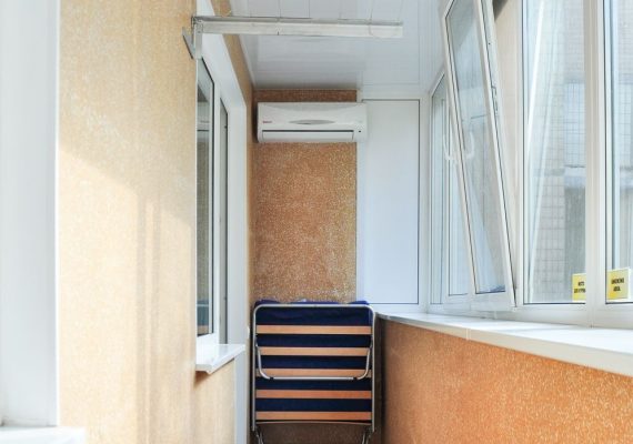 2-к. квартира на добу в Києві. вул. Героїв Дніпра 36-Б