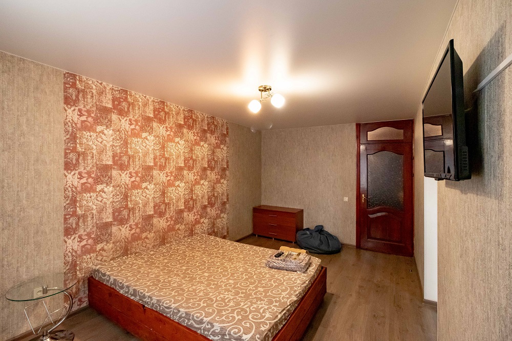 1-к.квартира подобово в Києві, вул. Героїв Дніпра 38-Б