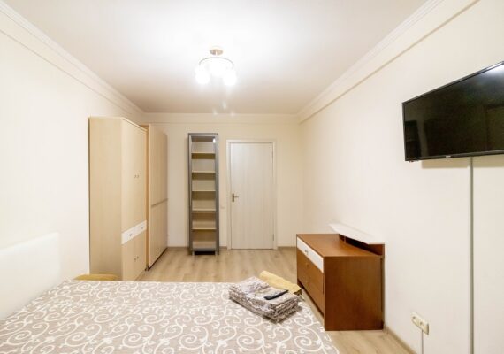 3-к.квартира подобово в Києві, вул. О. Архипенка 8