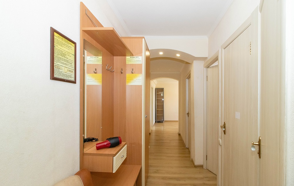 3-к.квартира подобово в Києві, вул. О. Архипенка 8