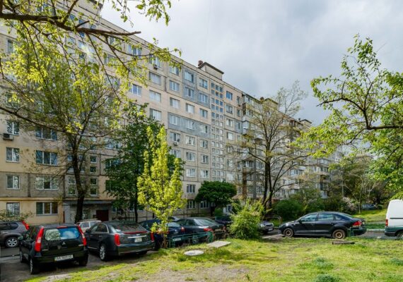 3-к. квартира на добу в Києві, проспект Оболонський 16Е