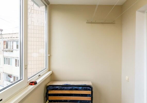 3-к.квартира подобово в Києві, вул. Прирічна 5